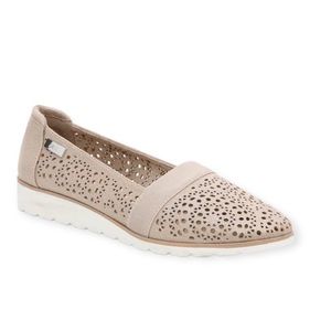 Anne Klein Sanders Flat